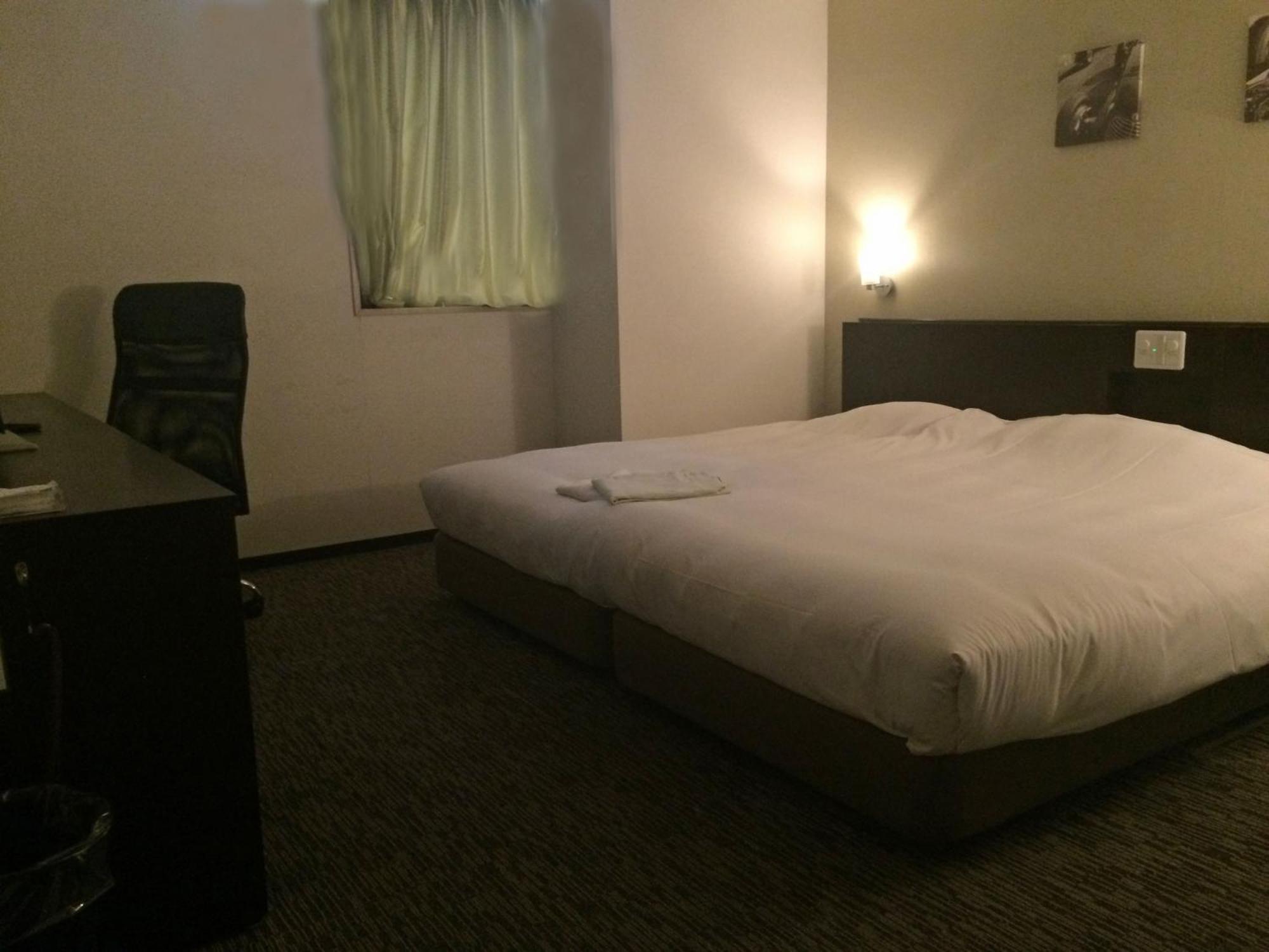 บิซิเนสโฮเต็ล ซัน Hotel ชิซุโอกะ ภายนอก รูปภาพ