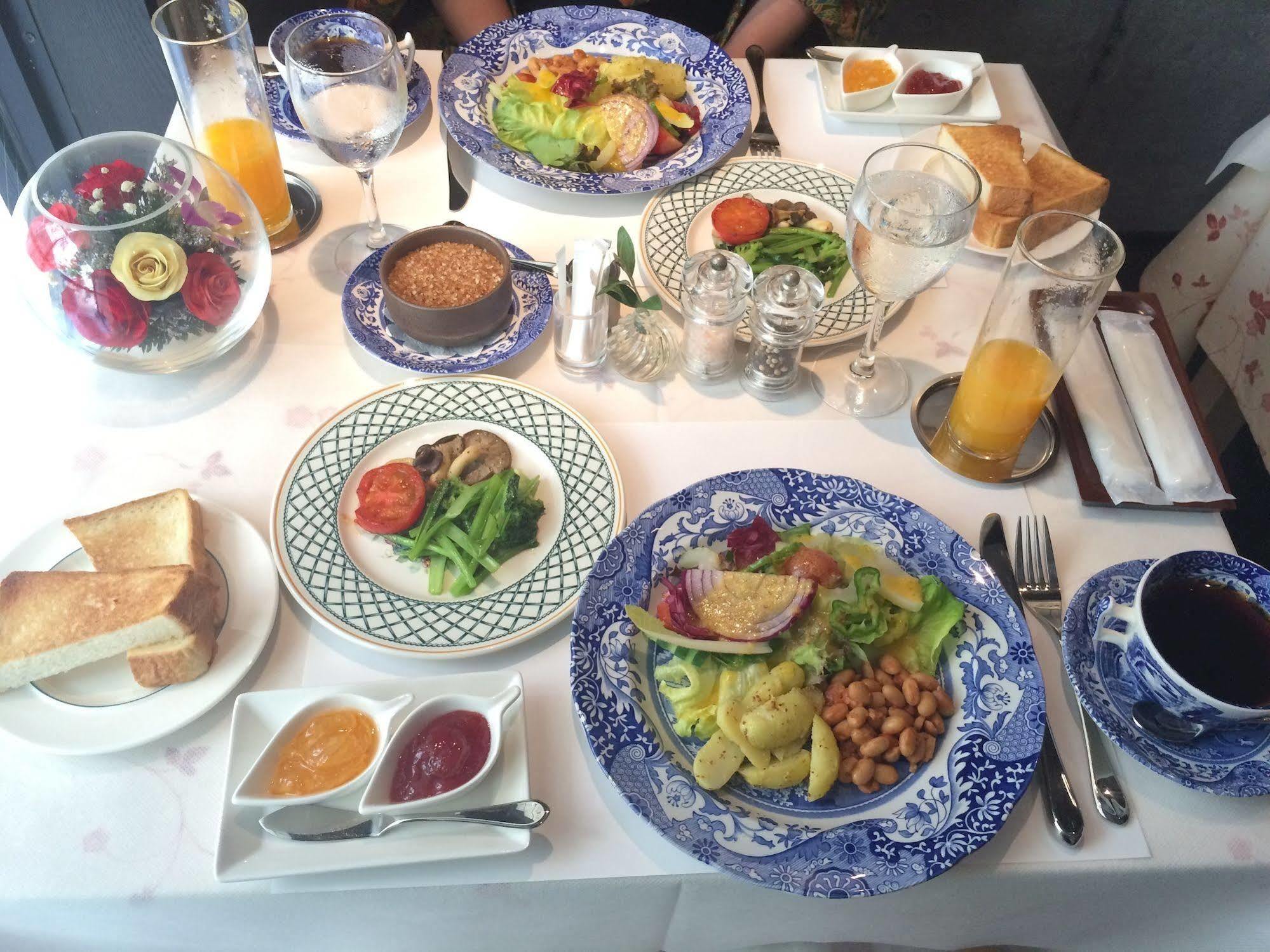บิซิเนสโฮเต็ล ซัน Hotel ชิซุโอกะ ภายนอก รูปภาพ