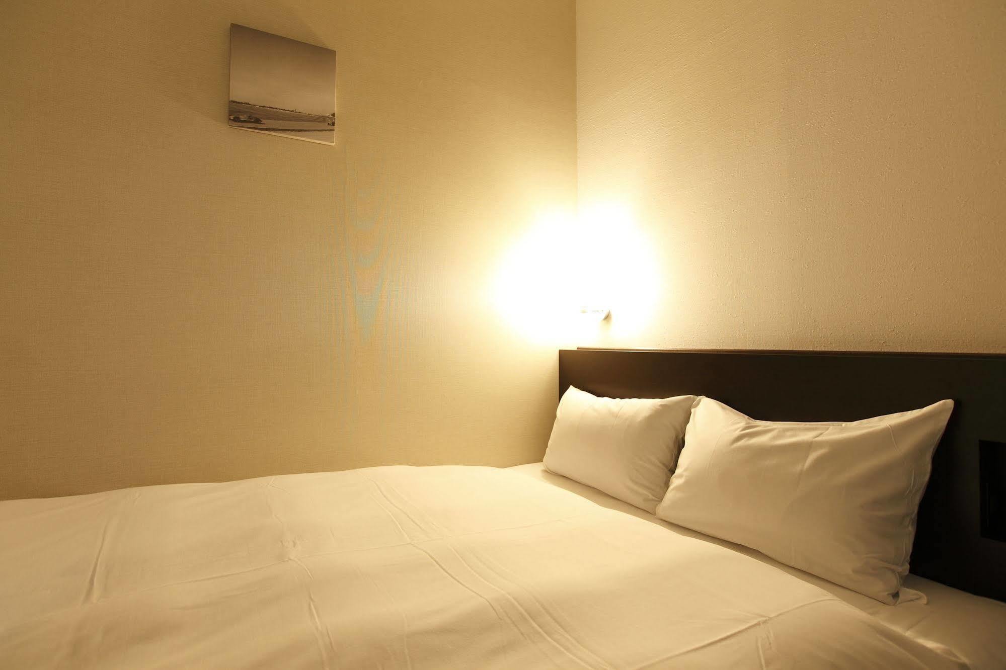 บิซิเนสโฮเต็ล ซัน Hotel ชิซุโอกะ ภายนอก รูปภาพ